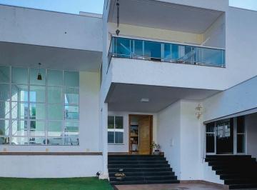 Casa de 4 quartos, Vicente Pires · Rua 3 - Casa - 4 suítes - lote 800m² - 520m² de construção