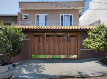 Casa · 210m² · 2 Quartos · 2 Vagas · Excelente Sobrado com Edicula a Venda na Cidade Nova Jundiai