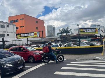 Comercial · 1250m² · Estacionamento em Osasco - SP