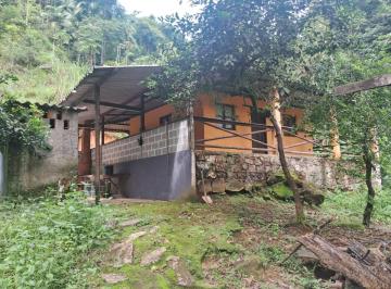 Casa de 2 quartos, Angra dos Reis · Sítio em Angra dos Reis
