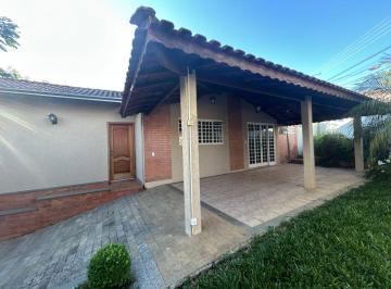 Casa de 3 quartos, Poços de Caldas · Casa com 3 quartos em Jardim Quisisana, 390 m² à venda