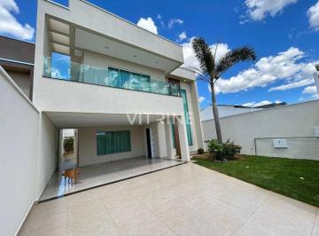 Casa · 400m² · 4 Quartos · 4 Vagas · Vendo Casa 4 quartos com 3 suítes Rua do Rodobelo Cond. Imperium