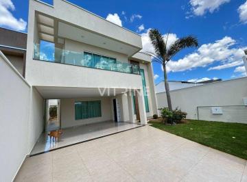 Casa · 400m² · 4 Quartos · 4 Vagas · Vendo Casa 4 quartos com 3 suítes Rua do Rodobelo Cond. Imperium
