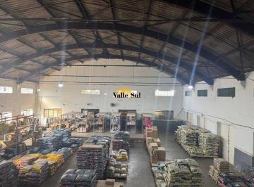 Comercial · 14000m² · Barracão comercial próximo ao centro, com infraestrutura para vários tipos de atividade