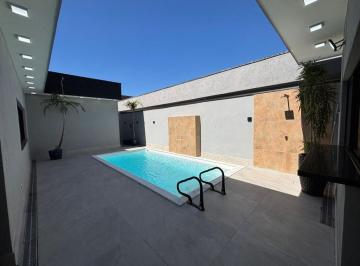 Casa · 187m² · 3 Quartos · 5 Vagas · Casa em condomínio fechado com 3 suítes 188 m² no Residencial Tecoara