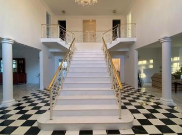 Casa · 1300m² · 10 Quartos · 15 Vagas · CASA A VENDA NO CAXAMBU