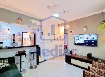 Apartamento · 95m² · 3 Quartos · 1 Vaga · Apartamento no térreo com quintal e 3 dormitórios na Aparecida, próximo ao Shopping !