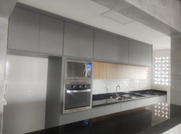 Apartamento · 90m² · 2 Quartos · 2 Vagas · Apartamento com varanda gourmet, 2 dormitórios, suíte e 2 vagas em ótimo de São Vicente.