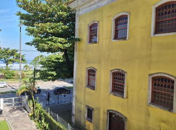 Apartamento · 76m² · 2 Quartos · 1 Vaga · Apartamento com 2 dormitórios, 1 suíte e vista para a Praia do Embaré !