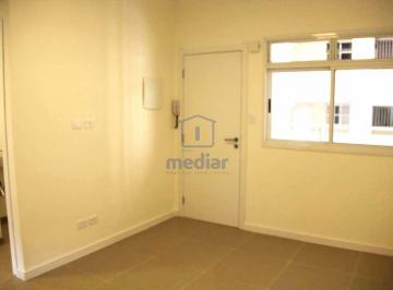 Apartamento · 55m² · 2 Quartos · 1 Vaga · Apartamento com 2 dormitórios, reformado, na Praia de Itararé !