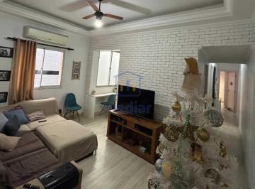 Apartamento · 87m² · 2 Quartos · Amplo apartamento de 2 dormitórios no Gonzaga, próximo ao Miramar Shopping !