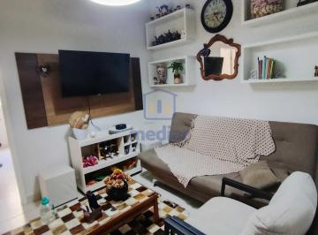 Apartamento · 59m² · 2 Quartos · 1 Vaga · Apartamento dois dormitórios na Pompeia, a poucos metros da praia.