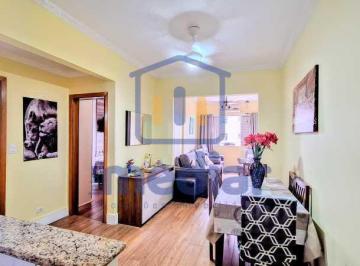 Apartamento · 45m² · 1 Quarto · 1 Vaga · Apartamento com 1 dormitório, de frente, reformado, vista livre, a 200 metros da Praia do Embaré.