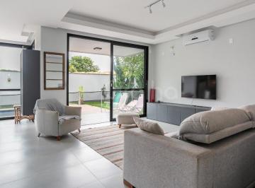 Casa · 233m² · 3 Quartos · 2 Vagas · Casa Residencial de 233m² com 3 quartos no Campeche