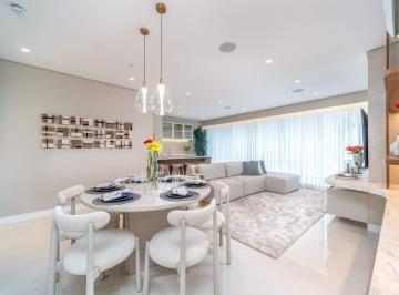 Apartamento · 165m² · 4 Quartos · 3 Vagas · Apartamento à venda no Centro em Balneário Camboriú.