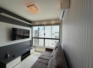 Apartamento · 53m² · 2 Quartos · 1 Vaga · Apartamento de 2 dormitórios sendo 1 suíte mobiliado com vaga de garagem em Capão da Canoa!
