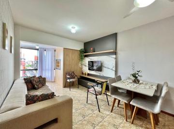 Apartamento · 51m² · 1 Quarto · 1 Vaga · Apartamento de 1 dormitórios com sacada, churrasqueira, vista mar e vaga de garagem no Centro de Cap