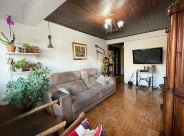 Apartamento · 90m² · 2 Quartos · Apartamento de 2 dormitórios, no bairro Floresta, em Porto Alegre.