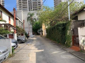 Casa · 90m² · 2 Quartos · 2 Vagas · Sobrado no Tucuruvi com 2 dormitórios e 2 vagas de garagem.