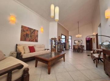 Casa · 218m² · 4 Quartos · 4 Vagas · Casa em Jardim Santa Rosália, Sorocaba/SP de 218m² 4 quartos à venda por R$ 949.000,00