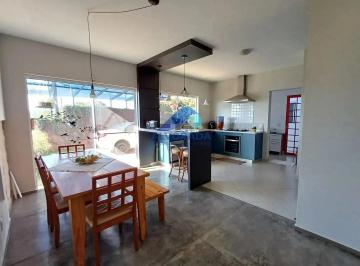 Casa · 280m² · 3 Quartos · 3 Vagas · Sobrado em , Guararema/SP de 280m² 3 quartos à venda por R$ 1.600.000,00