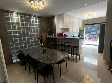 Casa · 225m² · 3 Quartos · 2 Vagas · Sobrado em Olímpico - São Caetano do Sul