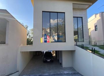 Foto 03 · Casa de luxo em condomínio: 4 quartos, 2 suítes, 3 salas, 4 banheiros, 4 vagas, 300m² - Santana de P
