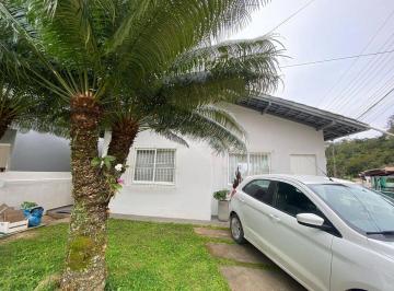 Casa de 3 quartos, Itajaí · Casa em Praia Brava, Itajaí/SC de 145m² 3 quartos à venda por R$ 2.500.000,00