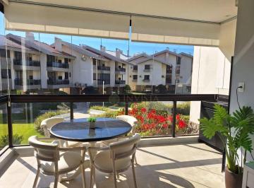 893278d7d37df8a7ea0e3d4a9314566e51163436 · Apartamento mobiliado com 2 quartos e sacada com churrasqueira - Praia Brava, em Florianópolis.