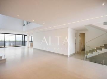 Casa · 550m² · 7 Quartos · 7 Vagas · Casa Novíssima em um dos melhores condomínios de Alphaville.