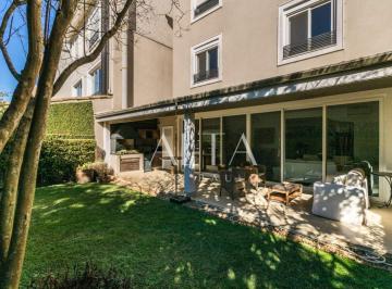 Casa · 448m² · 3 Quartos · 3 Vagas · Linda Casa à venda, em condomínio fechado no Morumbi.