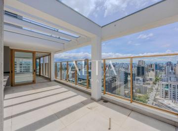 Apartamento · 188m² · 3 Quartos · 3 Vagas · Cobertura duplex de 188m² à venda em uma das melhores regiões do Itaim Bibi.