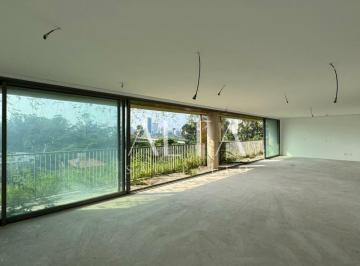Apartamento · 252m² · 3 Quartos · 4 Vagas · Apartamento À VENDA com 3 suítes, 4 vagas e vista para o Jockey Club, a 3,2km do Colégio Avenues.