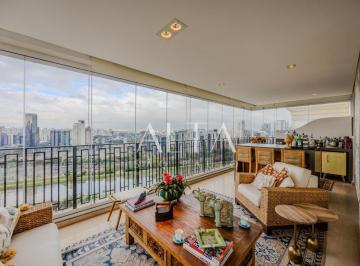 Apartamento · 236m² · 2 Quartos · 4 Vagas · Apartamento à venda com 2 suítes e 4 vagas a 1,3km do Colégio Avenues, no Parque Cidade Jardim.