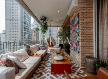 Apartamento · 415m² · 4 Quartos · 5 Vagas · Apartamento com Exclusividade e Sofisticação no Itaim Bibi, 415m², 4 suítes, e 5 vagas.