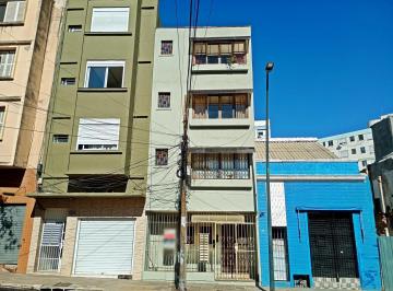 Apartamento · 35m² · 1 Quarto · Apartamento ao lado do Gasômetro e Orla do Guaíba