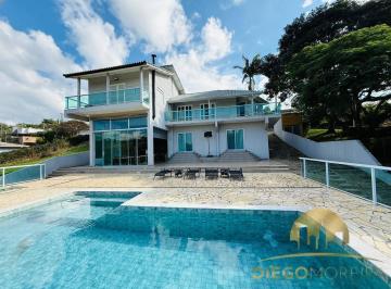 Casa · 700m² · 4 Quartos · 6 Vagas · CASA DE ALTO PADRÃO À VENDA EM PIRACAIA – CONDOMÍNIO FECHADO