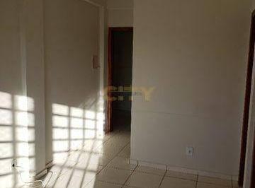Apartamento · 2 Quartos · 1 Vaga · Vende-se Apartamento Residencial San Marco II