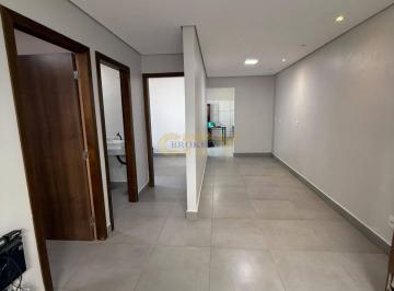 Casa · 180m² · 3 Quartos · Vende-se Casa no Bairro Nico Baracat