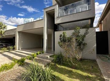 Casa · 295m² · 4 Quartos · 4 Vagas · Casa de luxo em condomínio à venda em Franca-SP, Parque Universitário: 4 quartos, 4 suítes, 3 salas,