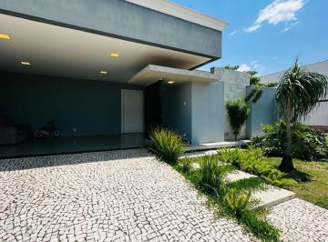 Foto 01 · Casa de Alto Padrão em Condomínio: 3 quartos, 3 suítes, 3 salas, 4 banheiros, 4 vagas, 215m² em Vill