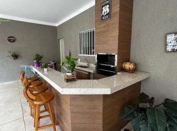 Foto 01 · Casa à venda em Franca-SP: Moradia perfeita no Residencial José de Carlos! 3 quartos, 1 suíte, 2 sal