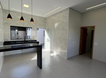 Foto 01 · Casa à venda em Franca-SP, Jardim Cambuí: 3 quartos, 1 suíte, 2 banheiros, 4 vagas de garagem, 69m².