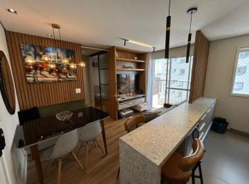 Apartamento de 2 quartos, São Paulo · Sabe aquele lugar onde tudo parece ter sido desenhado para o seu bem-estar? Você acabou de encontrar