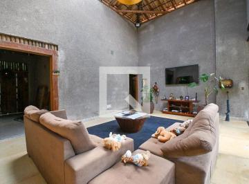 Casa de 3 quartos, Contagem · Casa para Aluguel - Colonial, 3 Quartos, 230 m2 - Contagem