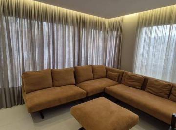 Apartamento · 118m² · 3 Quartos · 2 Vagas · CHARMANT - LOCAÇÃO ANUAL COM 3 SUÍTES, MOBILIADO, LIVING PARA 3 AMBIENTES INTEGRADOS E 2 VAGAS NO CE