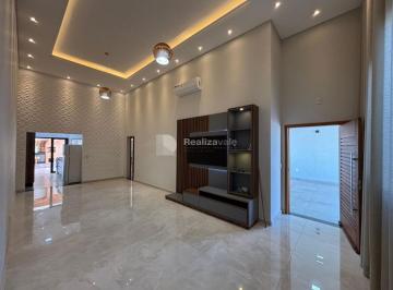 Casa · 181m² · 3 Quartos · 2 Vagas · Casa em condomínio fechado com 3 suítes 188 m² no Residencial Tecoara