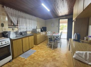 37173462_g.jpg ·
Casa à venda em Santa Barbara, Criciúma
