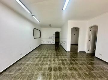 Casa · 260m² · 4 Quartos · 4 Vagas · Oportunidade - Casa - Centro - Jacareí - 4 Dormitórios - 260m².