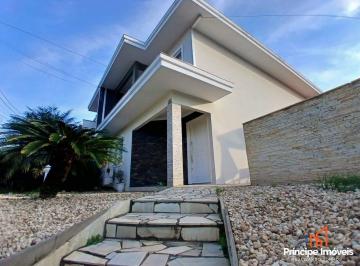 Casa · 186m² · 3 Quartos · 2 Vagas · Casa com 3 quartos no Floresta em Joinville